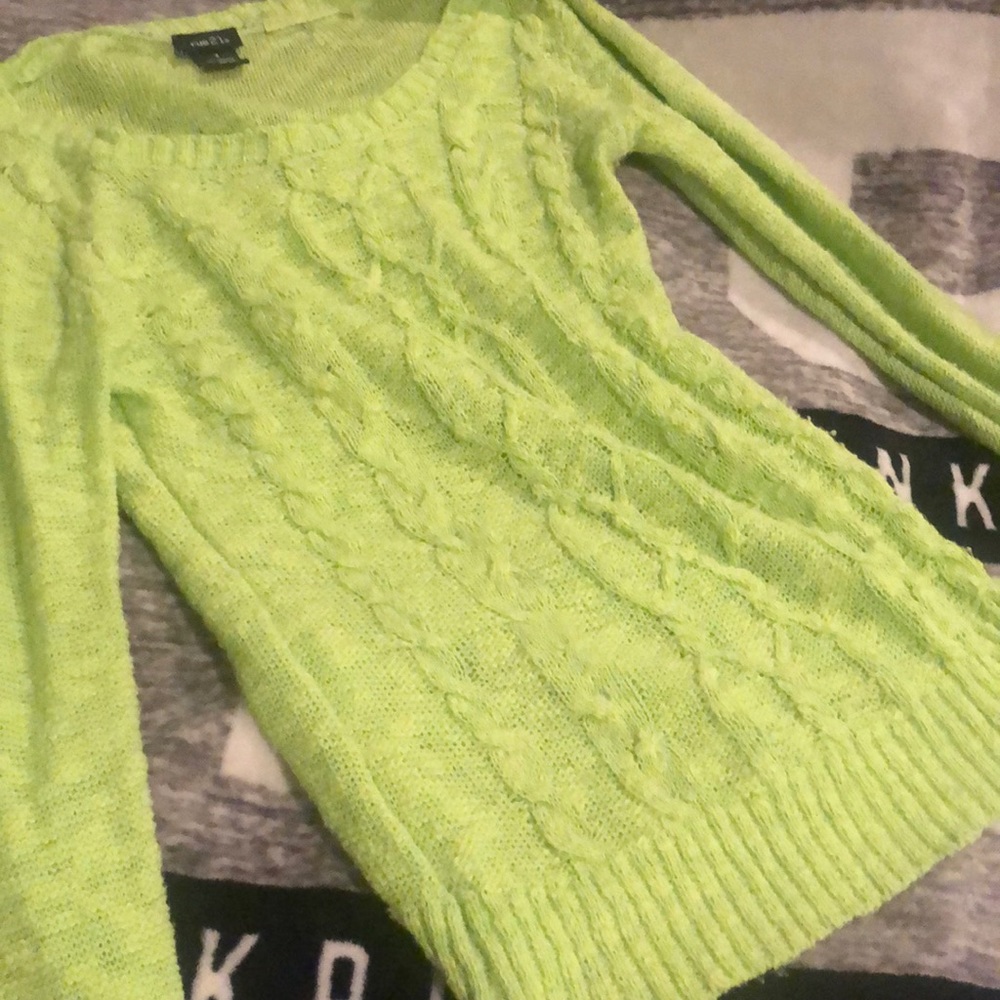 Rue 21 sweater